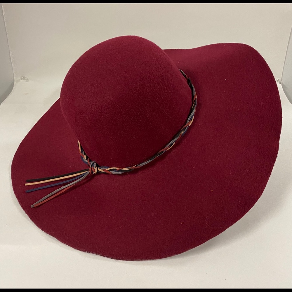 NWT Felt Floppy with Multicolour Suede Band